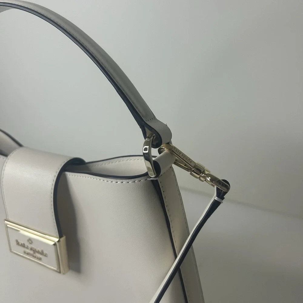 Kate Spade Reegan Bucket Bag Smooth Leather Meringue White